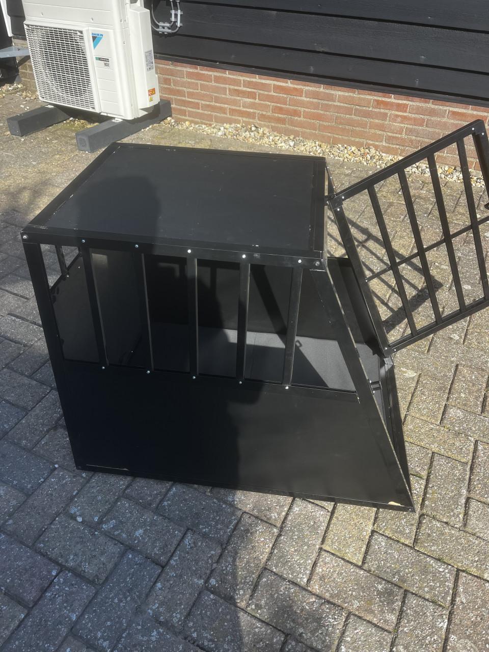 MaxxPet Autobench 1 deurs (65x91x69 cm)