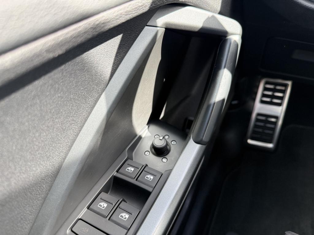 Audi Q3 sportback 35 tfsi 150pk s-edition s-line | trekhaak