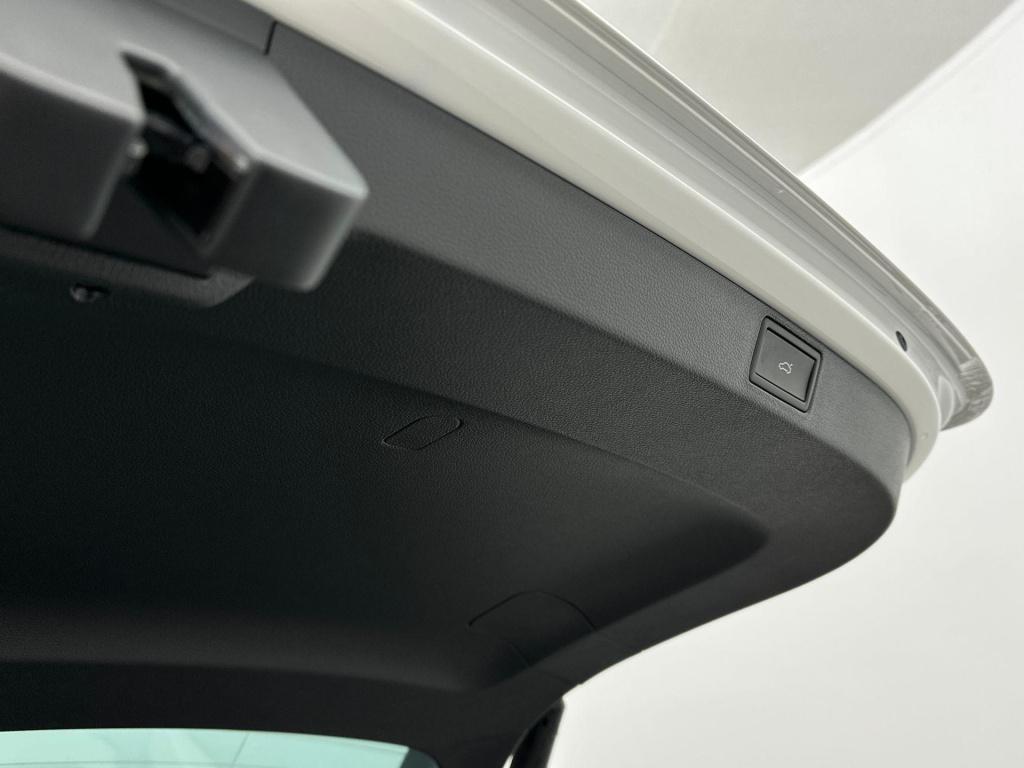 Skoda Scala business edition 1.0 tsi 85 kw / 115 pk hatchback