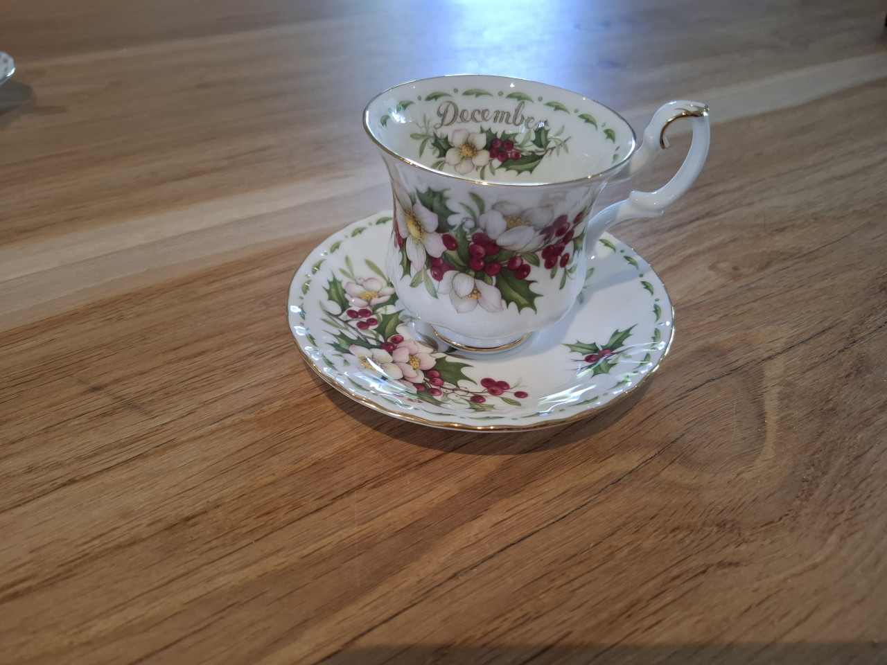Royal Albert - Flowers of the Month - diverse sets - Antiek servies