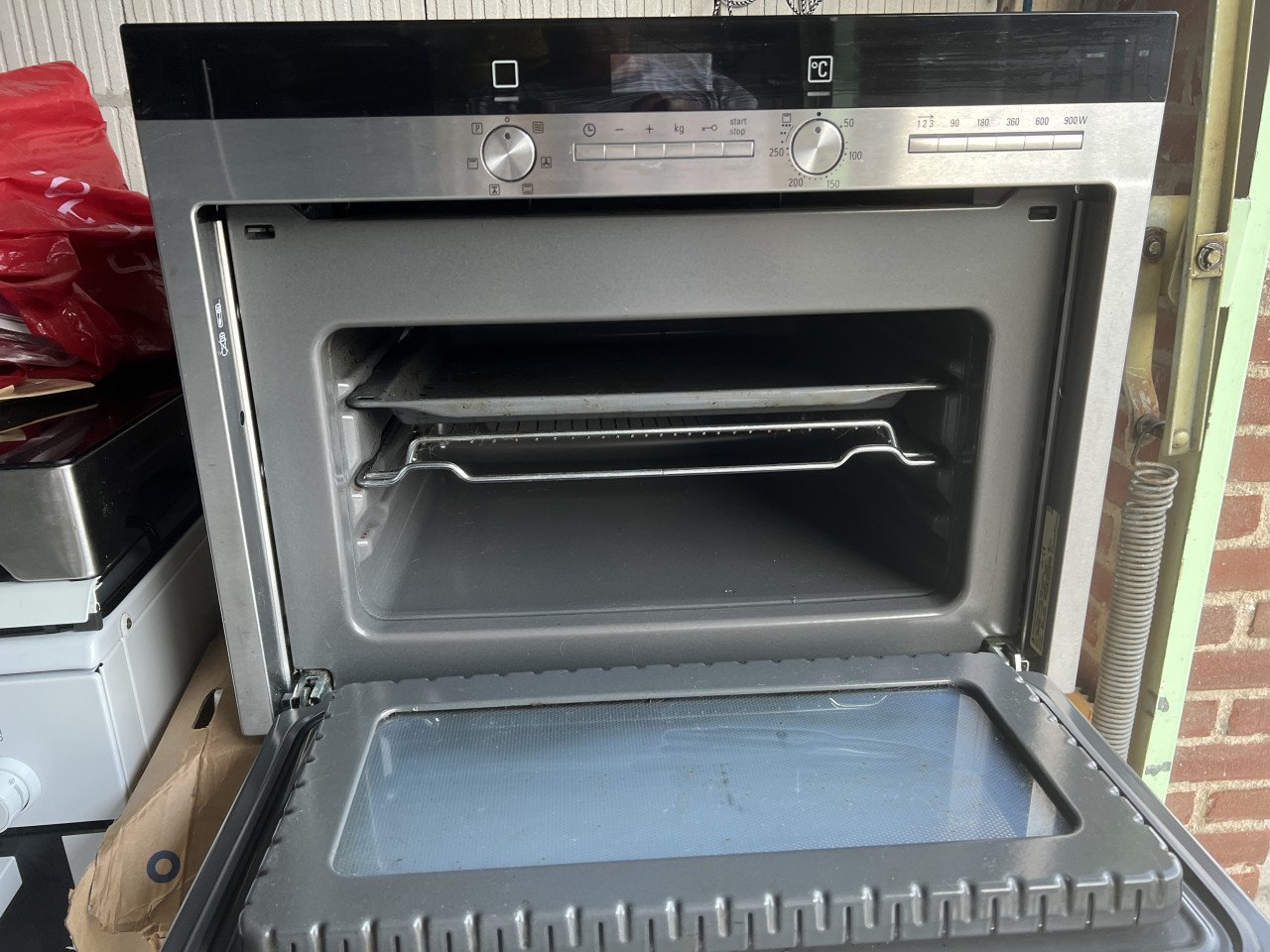 Siemens inbouw combi oven Magnetron HB84K552 60 cm.  Breed