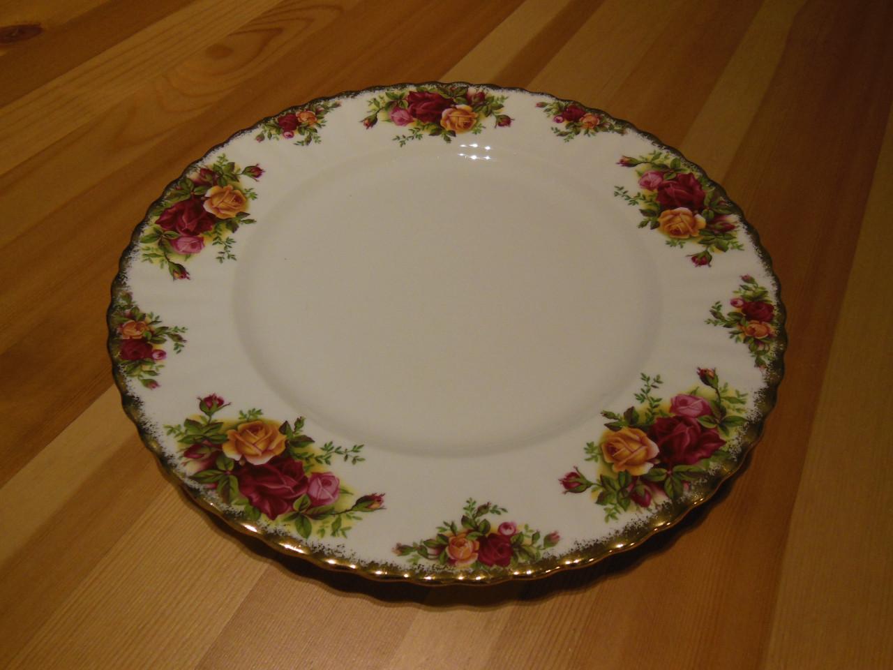 Dinerborden van Royal Albert