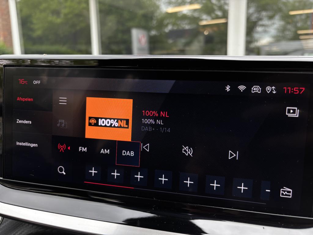Peugeot 2008 1.2 puretech allure pack