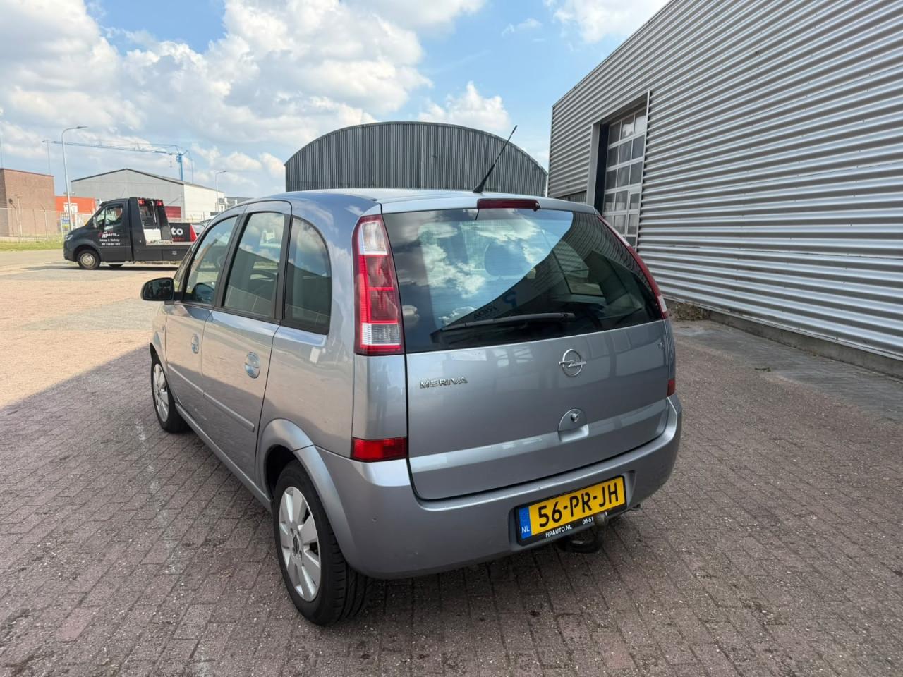 Opel meriva bj 2004 automaat  1850 euro