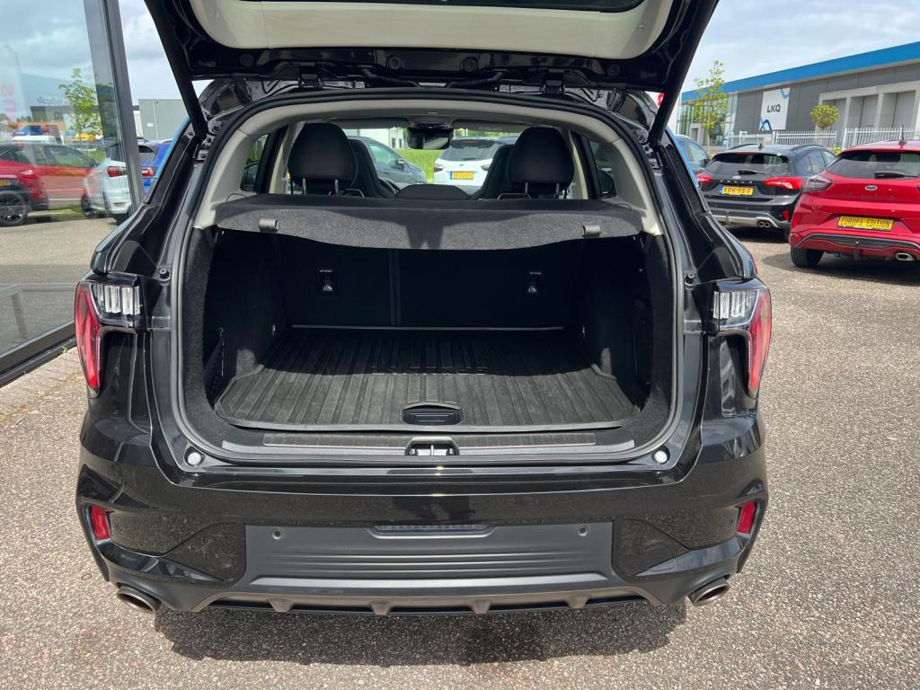 Lynk & Co 01 1.5 261pk phev 7dcth , panoramadak , adaptive cc , carplay