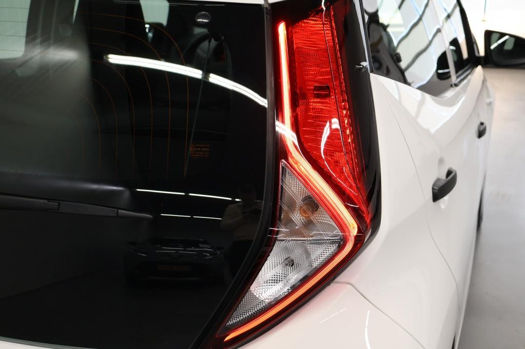 Toyota Aygo 1.0 vvt-i x-fun