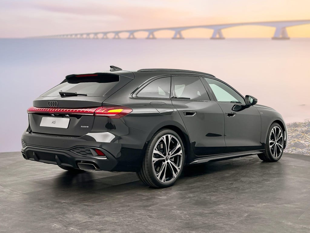 Audi A5 avant s edition 2.0 tfsi e 220 kw / 299 pk avant 7 versn