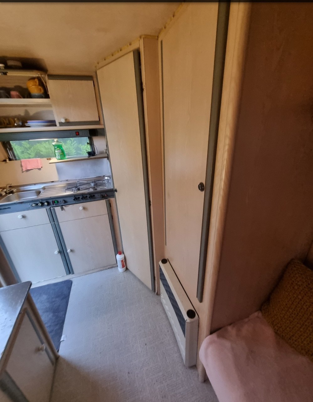 Te huur caravan en staplaatsen camping Veere