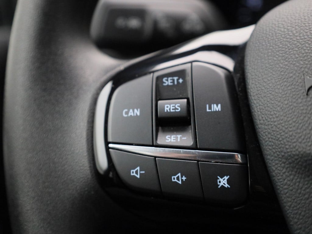 Ford Fiesta 1.1 trend | parkeer sensoren | airco | dab | bluetooth