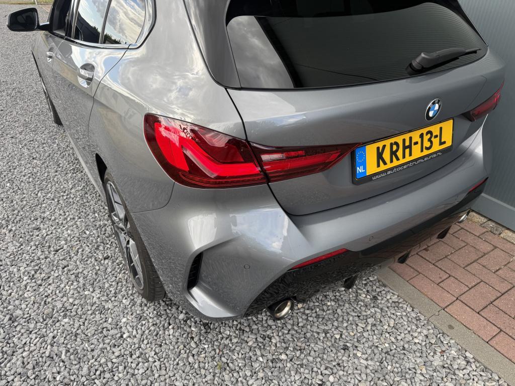 BMW 1 Serie 120i automaat high executive m-sportpakket 5-drs