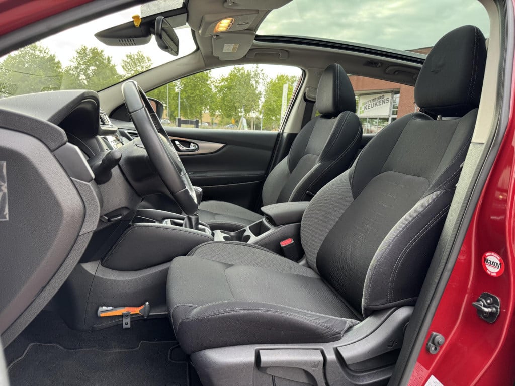 Nissan Qashqai 1.2 n-connecta design pack | trekhaak | navigatie | 360° cam