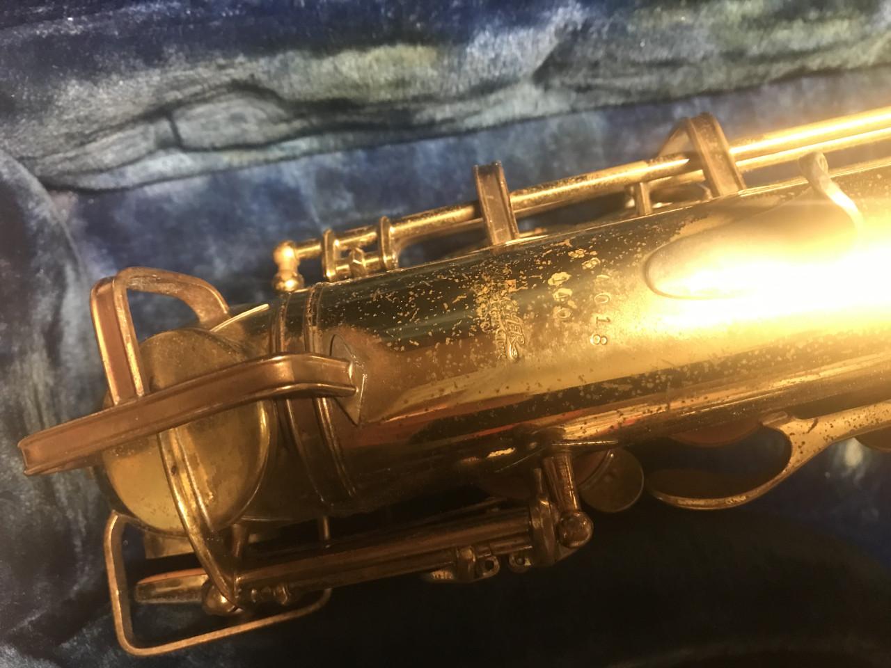 BUESCHER ARISTOCRAT ALT SAXOFOON