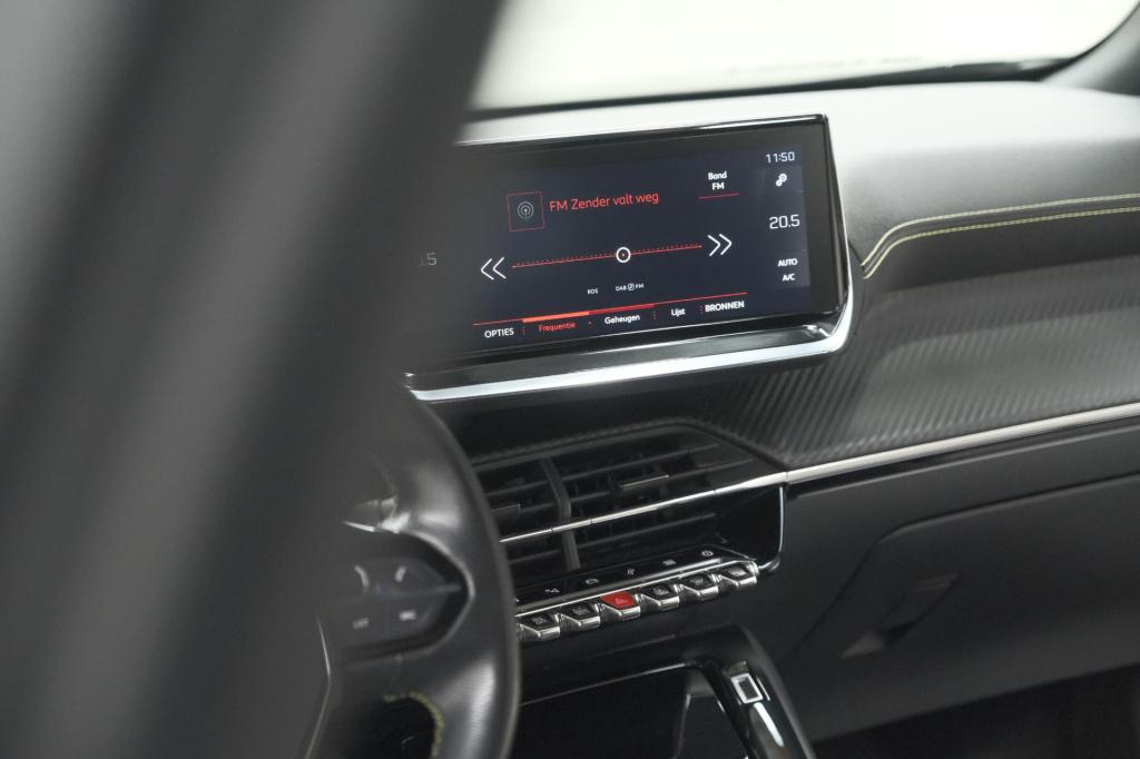 Peugeot 2008 puretech 130 gt-line | camera | adaptieve cruise control | all
