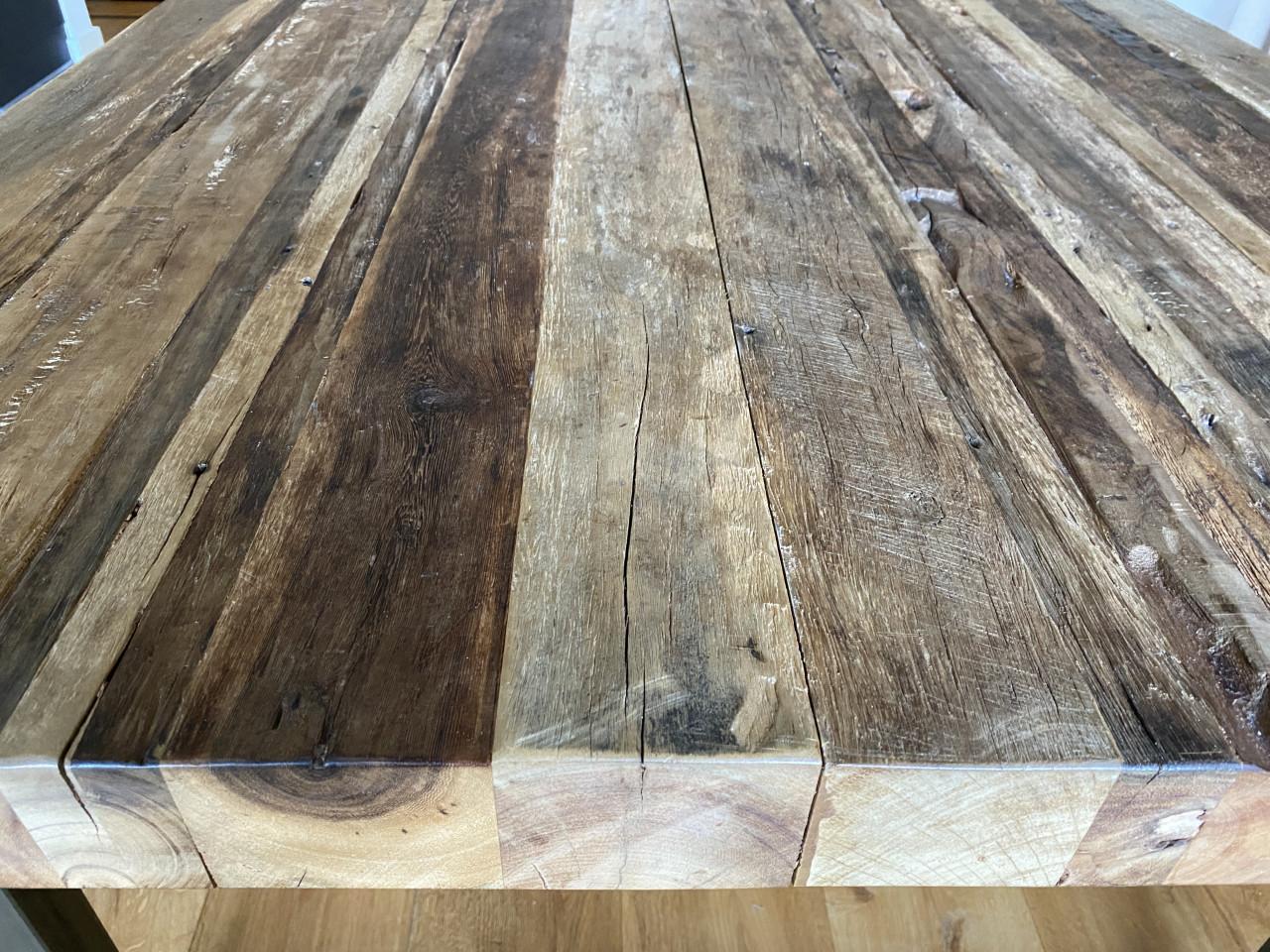 Eikenhouten eettafel