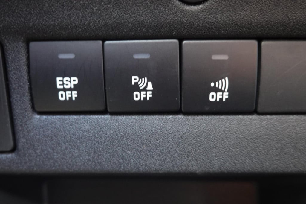 Citroen C4 2.0-16v exclusive 136-pk