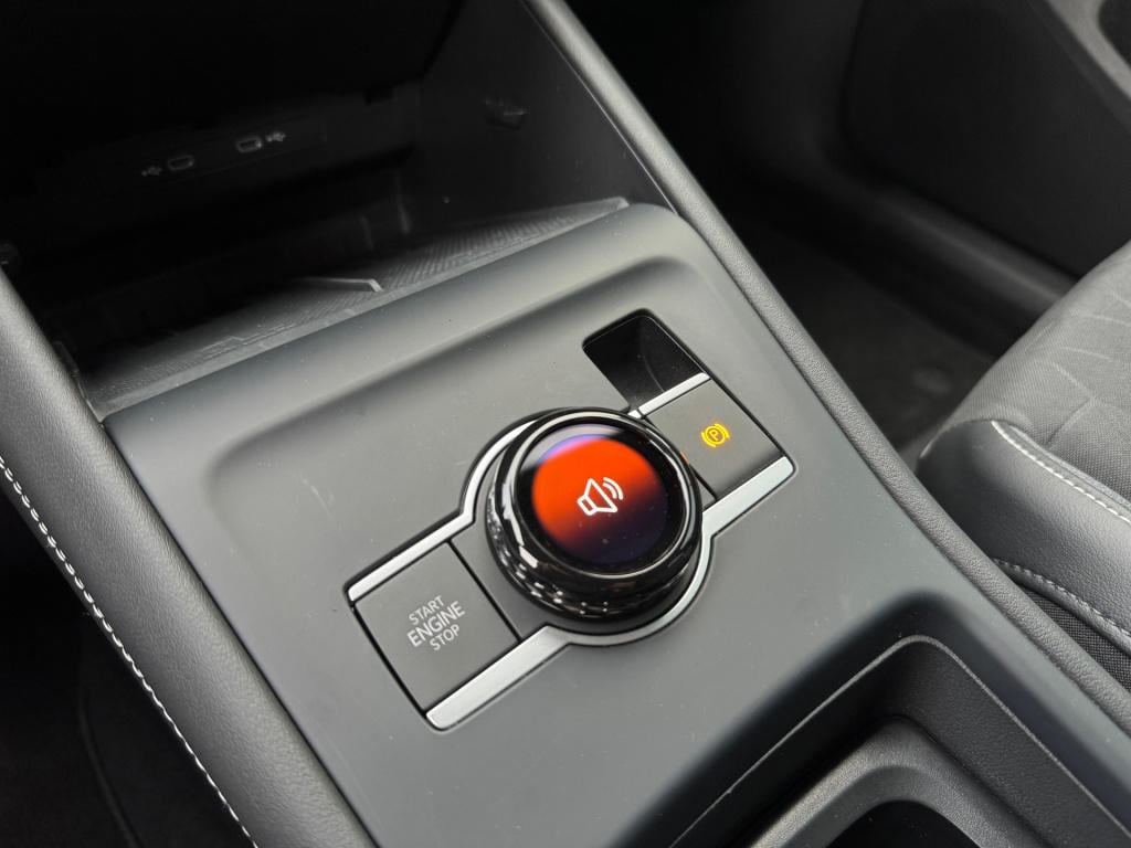 Volkswagen Tiguan 1.5 etsi goal * acc * 360 camera * trekhaak * lane + side