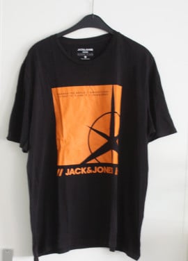 Zwart shirt met oraje print maat xxl