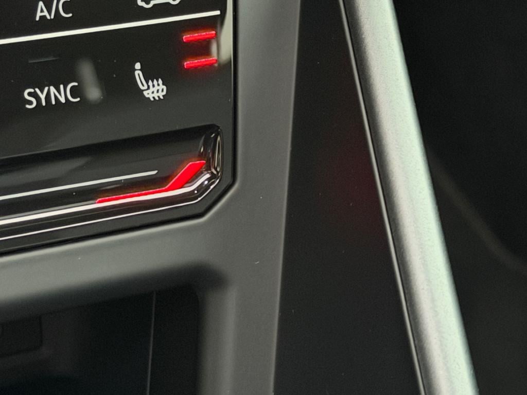 Volkswagen Polo 1.0 tsi 110pk dsg r-line | panoramadak | camera | virtual |