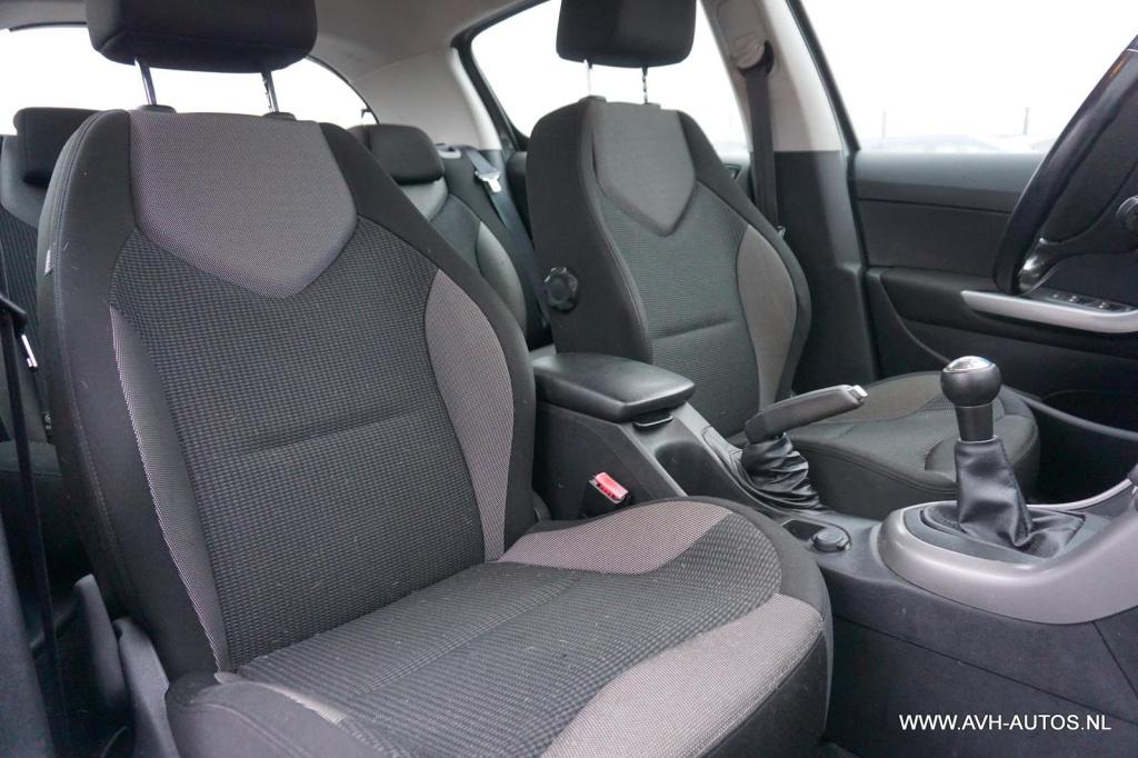 Peugeot 308 1.6 vti millesim 200