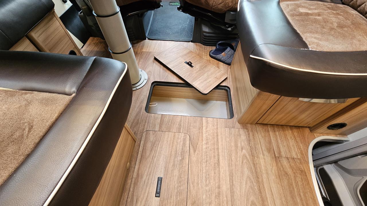 KNAUS SUN Ti 700 MEG Platinum Sel. bj 2020 56758 km van 1e eigenaar