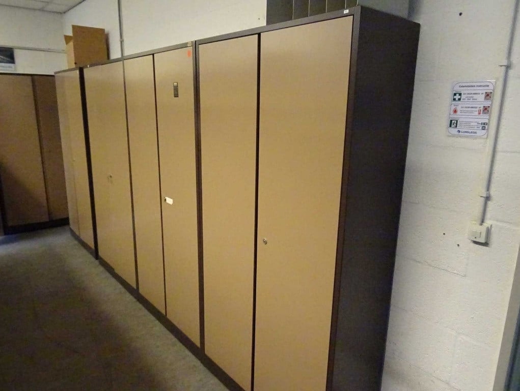 Archiefkast magazijn werkplaatskast kantoor ahrend  lockerkast