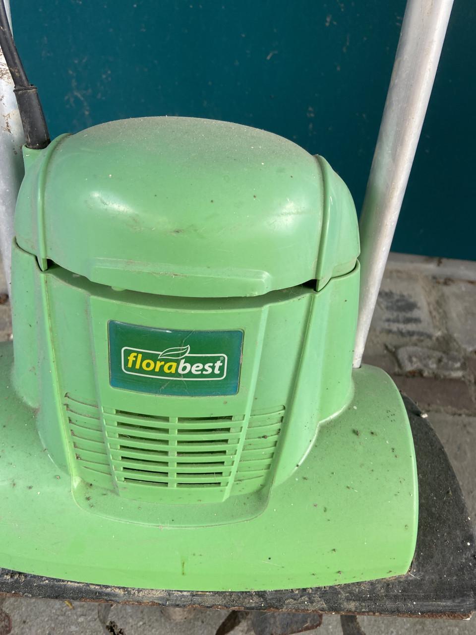 Elektronische tuinfreesje