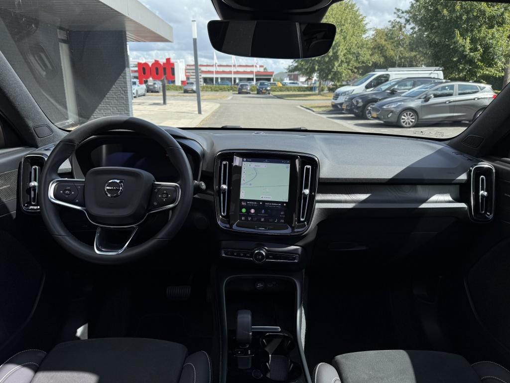 Volvo XC40 recharge pro