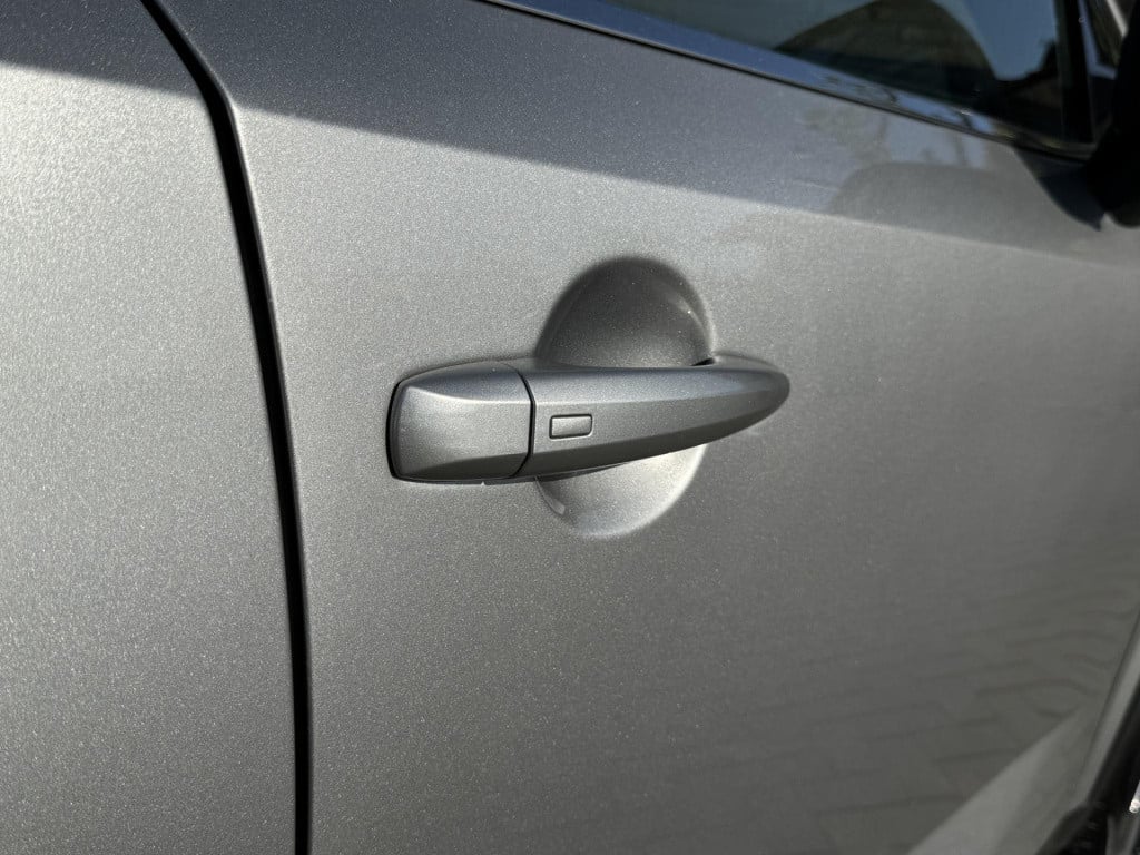 Nissan Qashqai 1.3 mhev xtronic n-connecta design pack | trekhaak | panoram