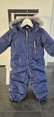 Donkerblauw skipak met sterretjes en bontkraag, maat 86