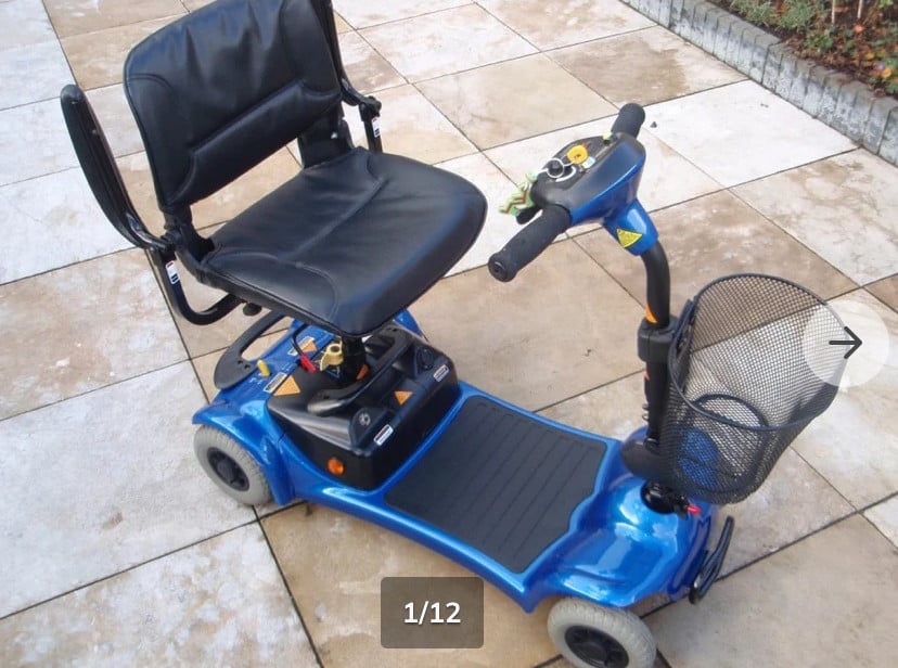 Opvouwbare Sterling 4wiel scootmobiel met de oplader