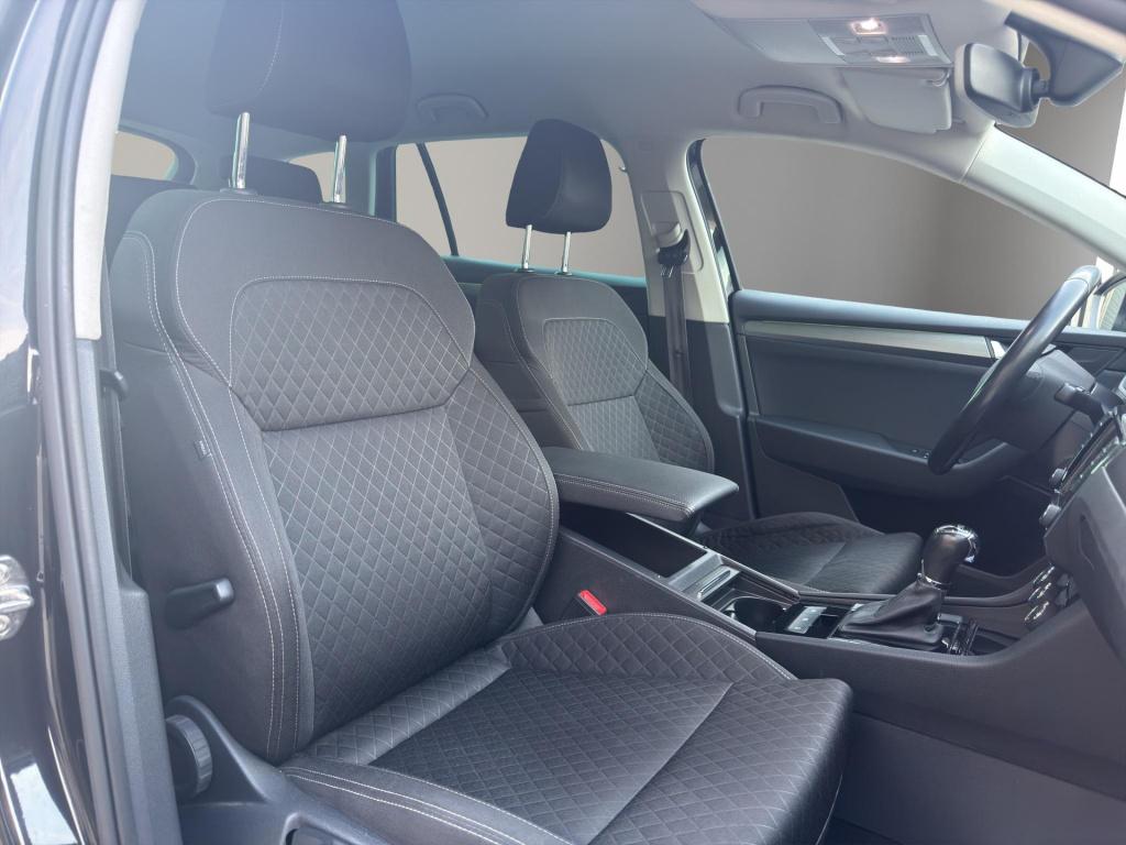 Skoda Superb combi 1.6 tdi style business automaat memory camera