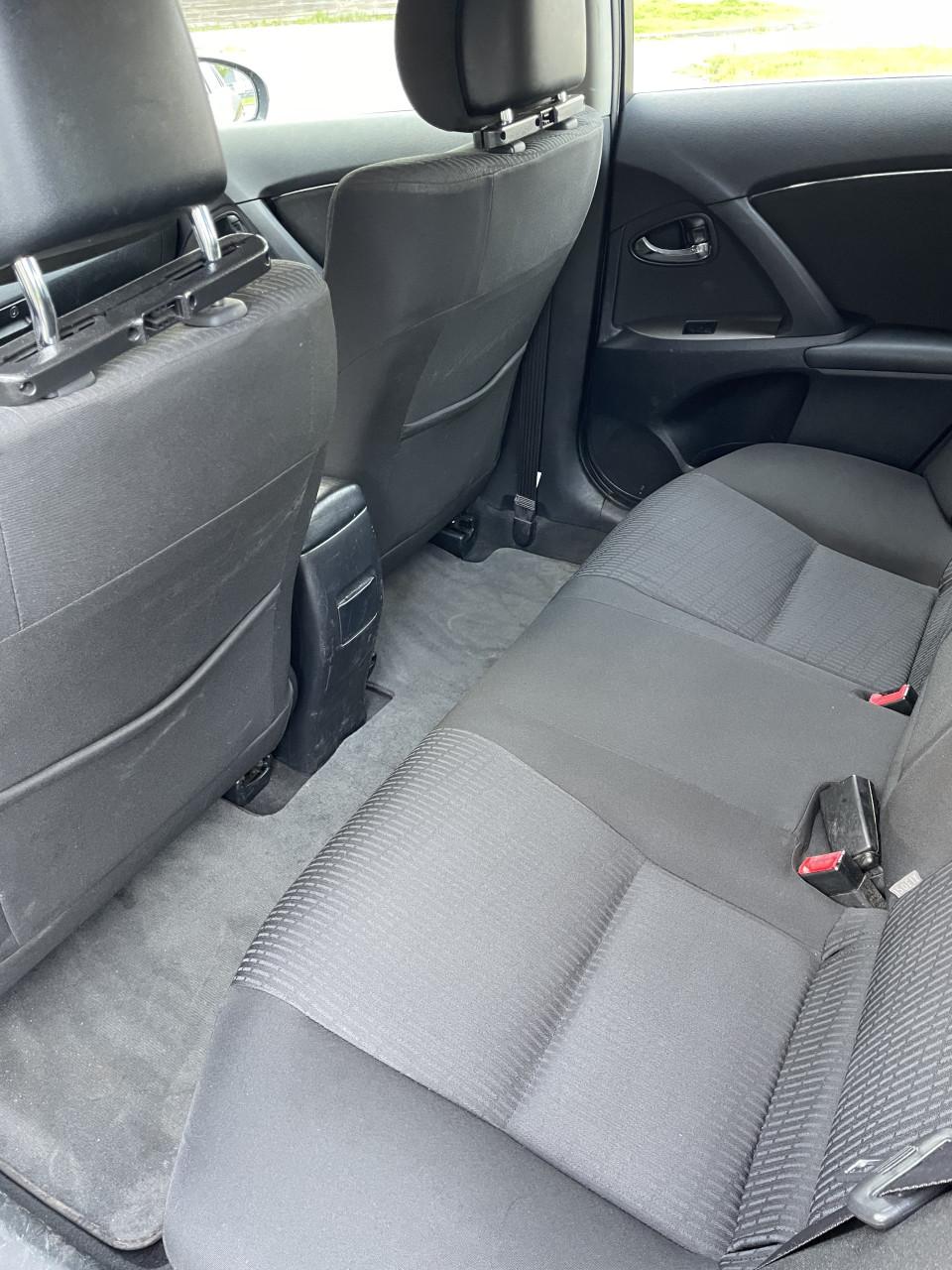 Toyota Avensis 1.8 Vvt-i Wagon 2009 Zwart | NAP | NIEUWE APK!