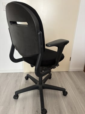 Gratis Ahrend burostoel