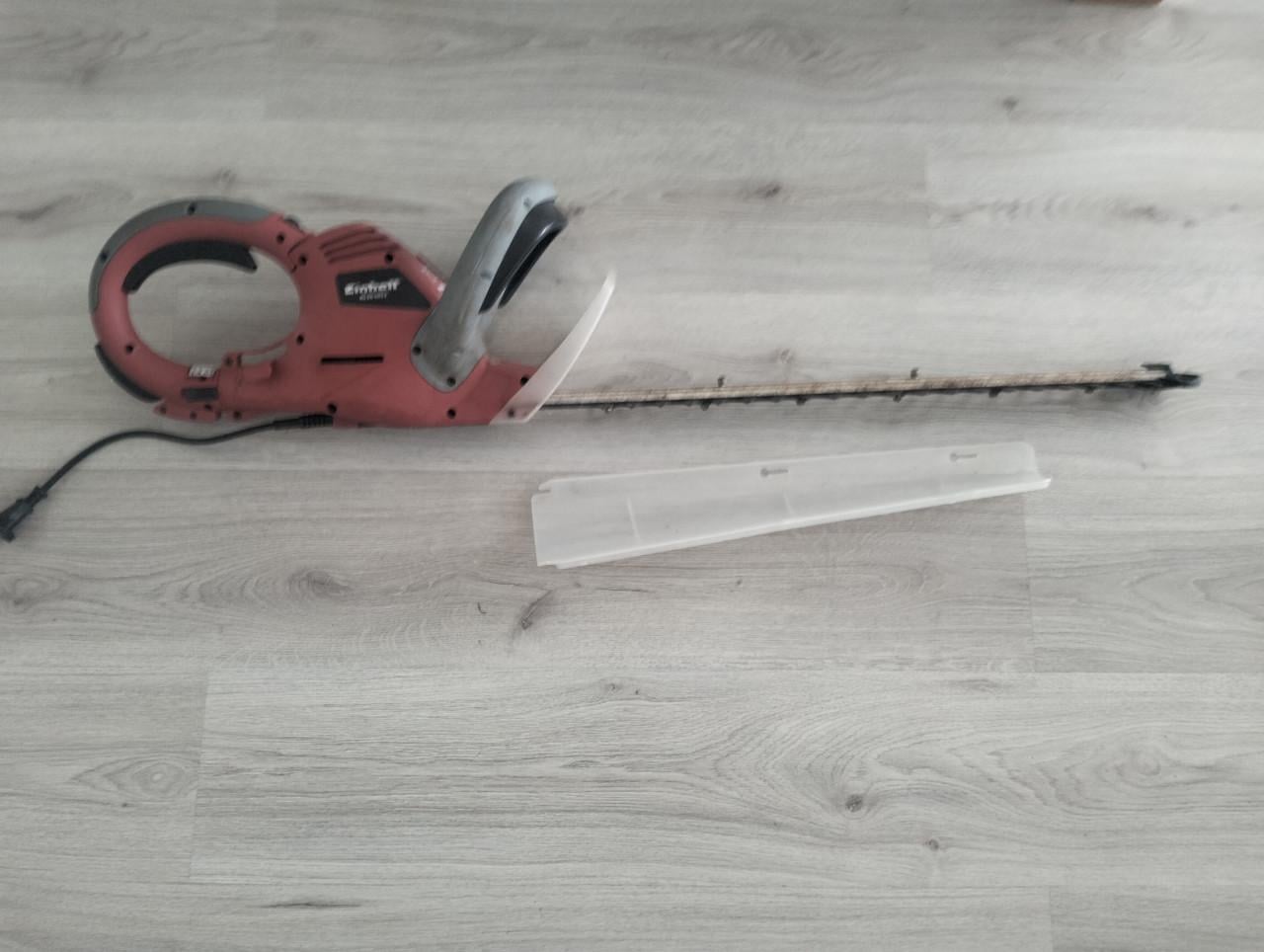 Heggenschaar Einhell electrisch draad