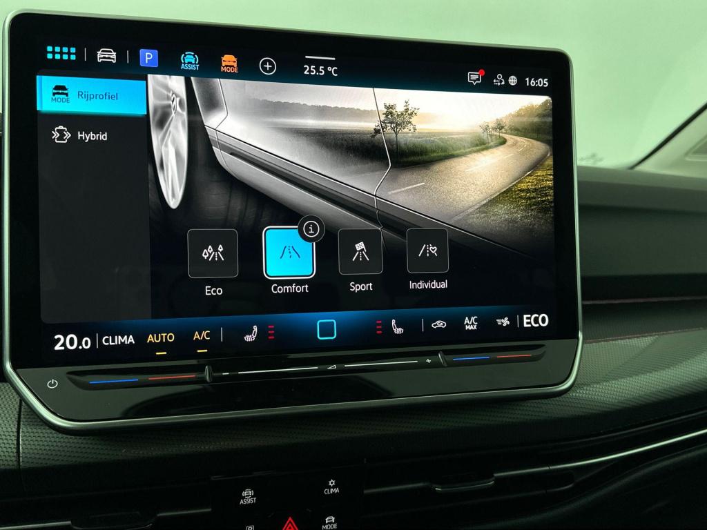 Volkswagen Golf 1.5 style edition 204 pk plug in hybride
