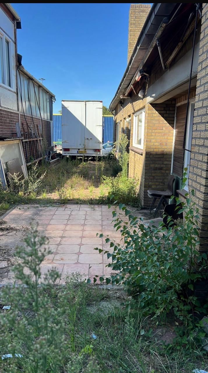 Vrijstaande bedrijfswoning woning 157m2 op 383m2 perceel