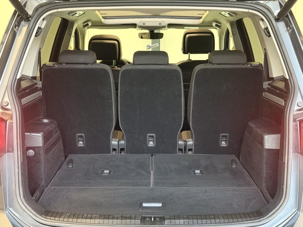 Volkswagen Touran 1.4 tsi comfortline 7p | pano | stoelverwarming | achteru