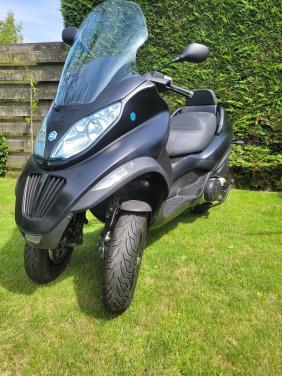 Aangeboden: Prachtige 2010 Piaggio MP3 - Klaar voor de zomer!