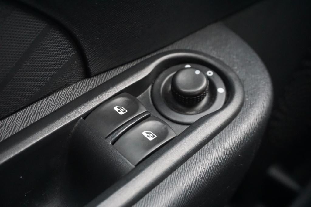 Renault Twingo 1.2 16v collection airco / cruise / elektr. ramen / nap