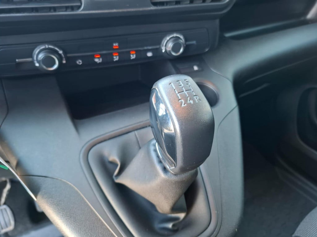 Opel Combo 1.6d l1h1 edition airco / cruise controle / euro 6 / n.a.p