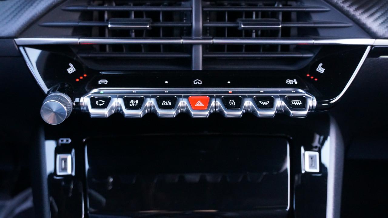 Peugeot 208 Hybrid 136 e-DCS6 GT rijklaar incl garantie