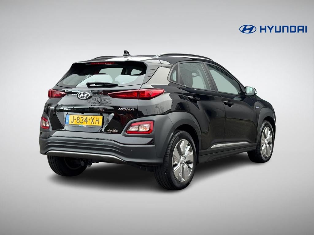 Hyundai Kona ev comfort 64 kwh soh 95% 3-fase lader