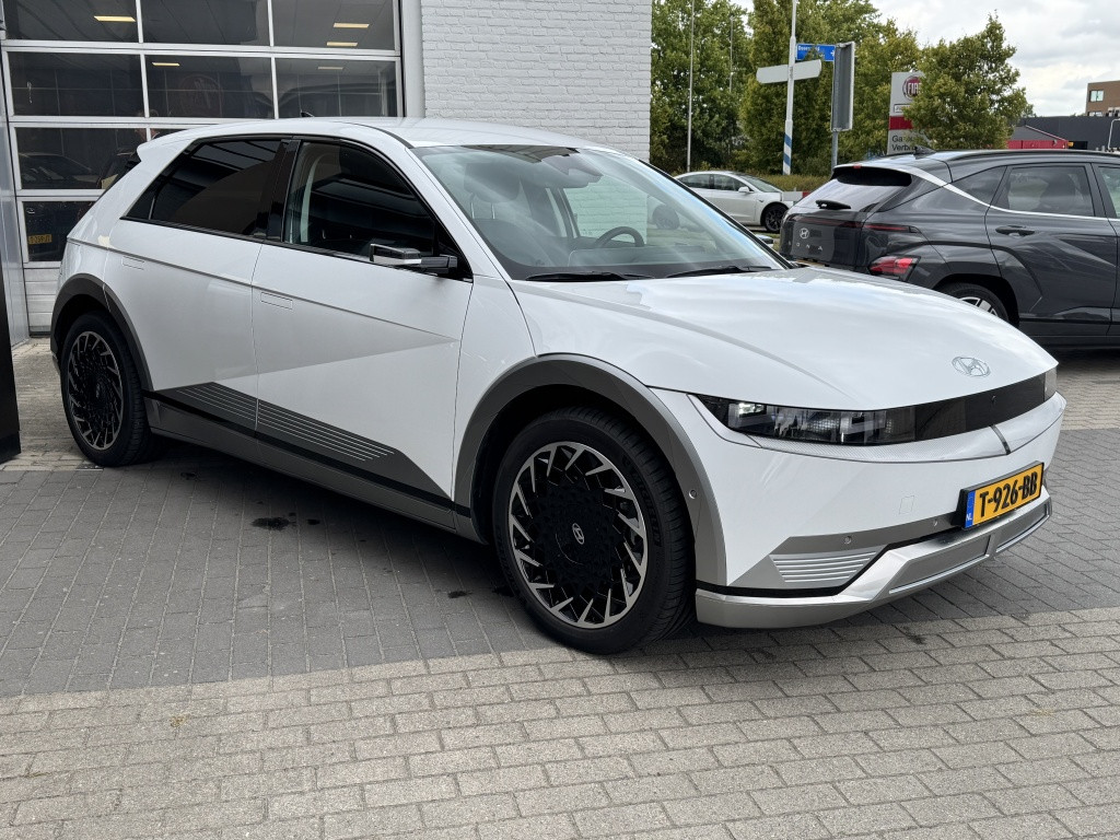 Hyundai Ioniq 5 lounge awd 77.4 kwh | digitale buiten spiegels | lage km-st
