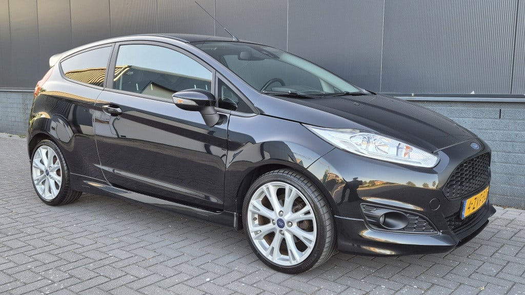 Ford Fiesta 1.0 ecoboost. sport*navi*airco*pdc*lmv*nap*