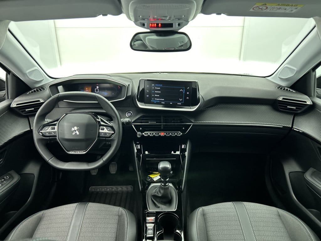 Peugeot 208 100pk allure pack | rijklaar | camera achter | keyless | 3d coc