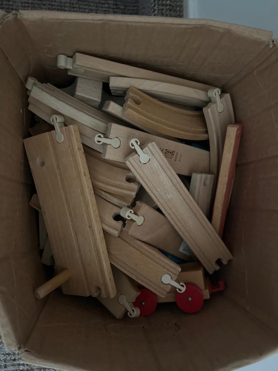 Houten treinrails