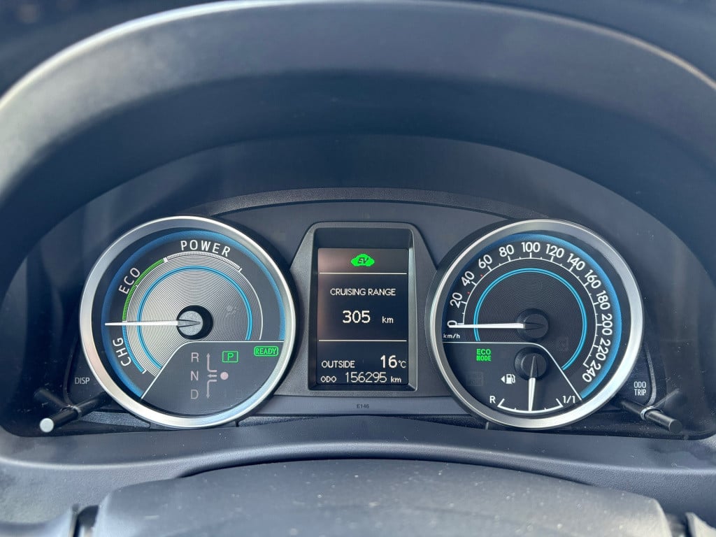 Toyota Auris touring sports 1.8 hybrid lease top 5 editie
