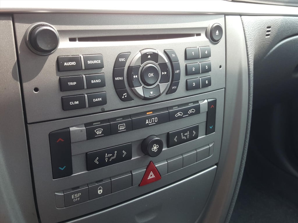 Citroen C5 1.8 16v ligne prestige climate control | parkeersensoren achter 