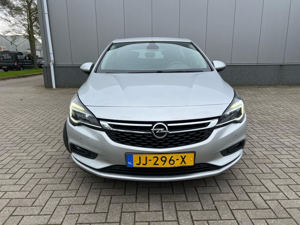 Opel Astra 1.6 CDTI Business+ luxe opties euro 6