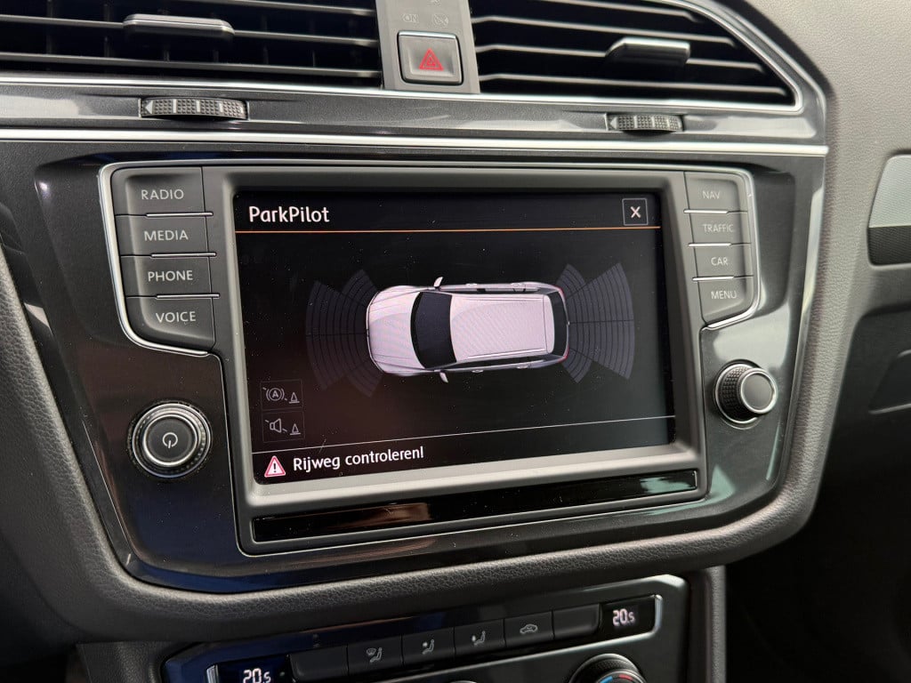 Volkswagen Tiguan 1.4 tsi connected series r line